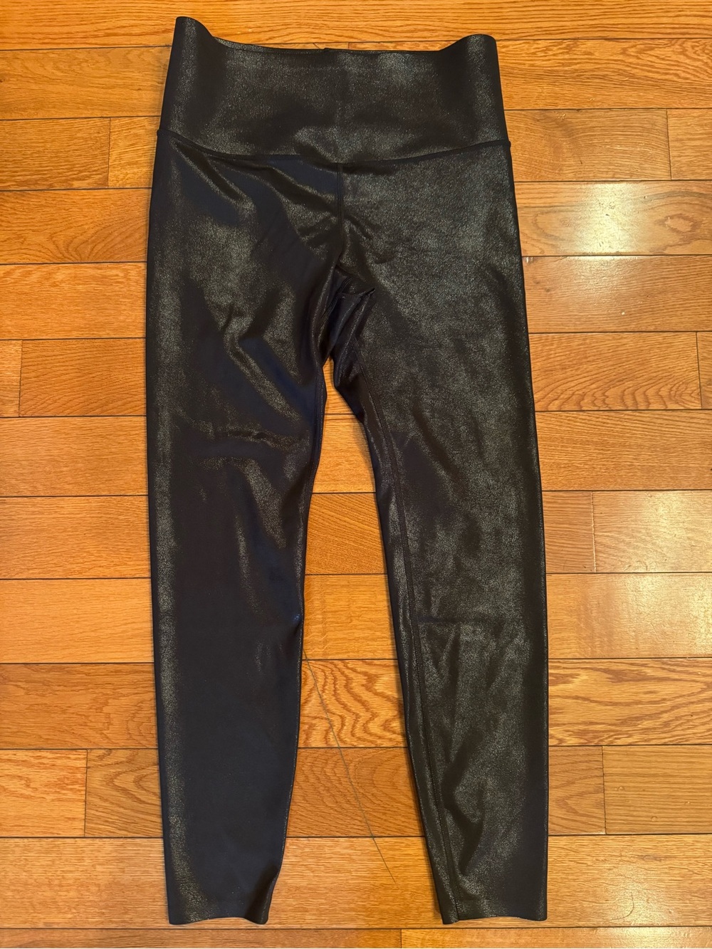 KITH Women High-Waisted Coated Shimmer Leggings Black - Size Medium NWOT